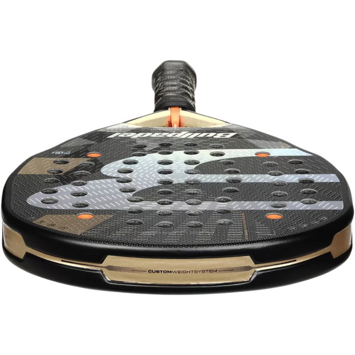 Bullpadel Neuron 02 2026 (Fede Chingotto) Negra y Dorada